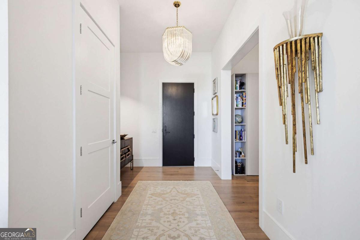 2425 Peachtree RD NE 1704