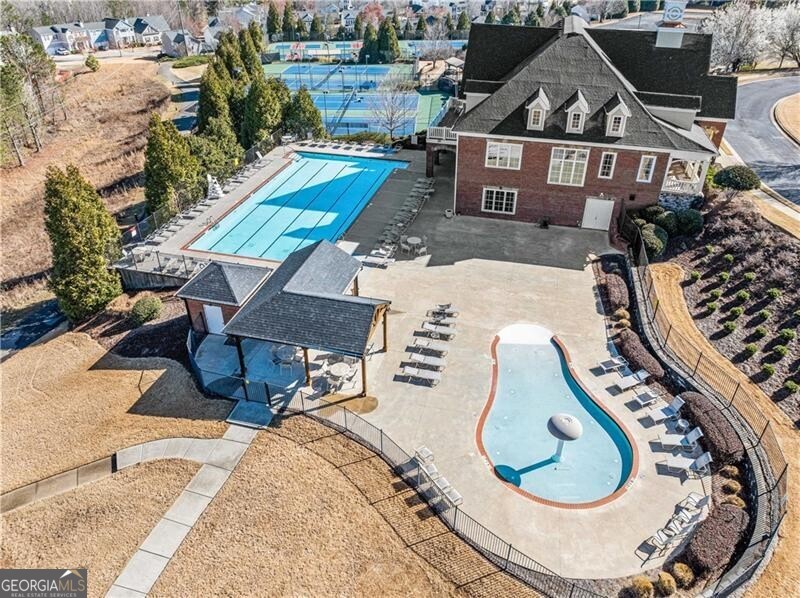 Suwanee, Georgia 30024, United States, 3 Bedrooms Bedrooms, ,3 BathroomsBathrooms,Residential,Pending,88419