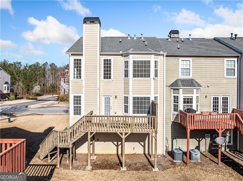 Suwanee, Georgia 30024, United States, 3 Bedrooms Bedrooms, ,3 BathroomsBathrooms,Residential,Pending,88419