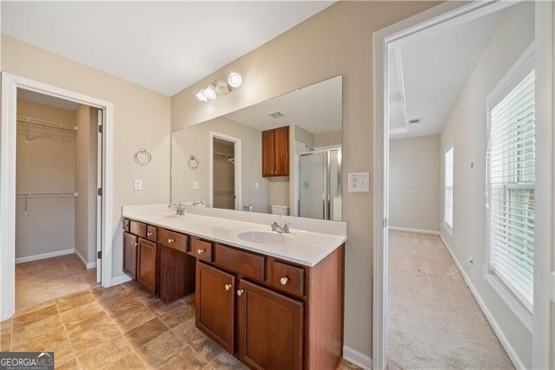 Suwanee, Georgia 30024, United States, 3 Bedrooms Bedrooms, ,3 BathroomsBathrooms,Residential,Pending,88419