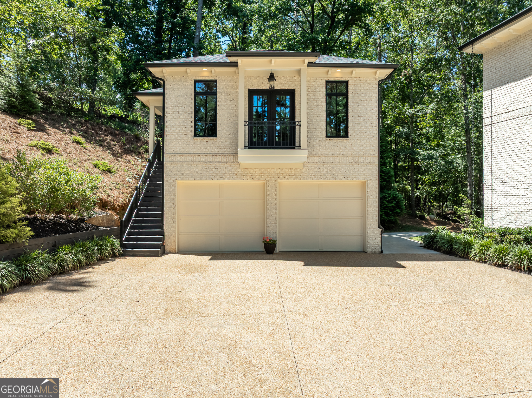4945 Bay CT