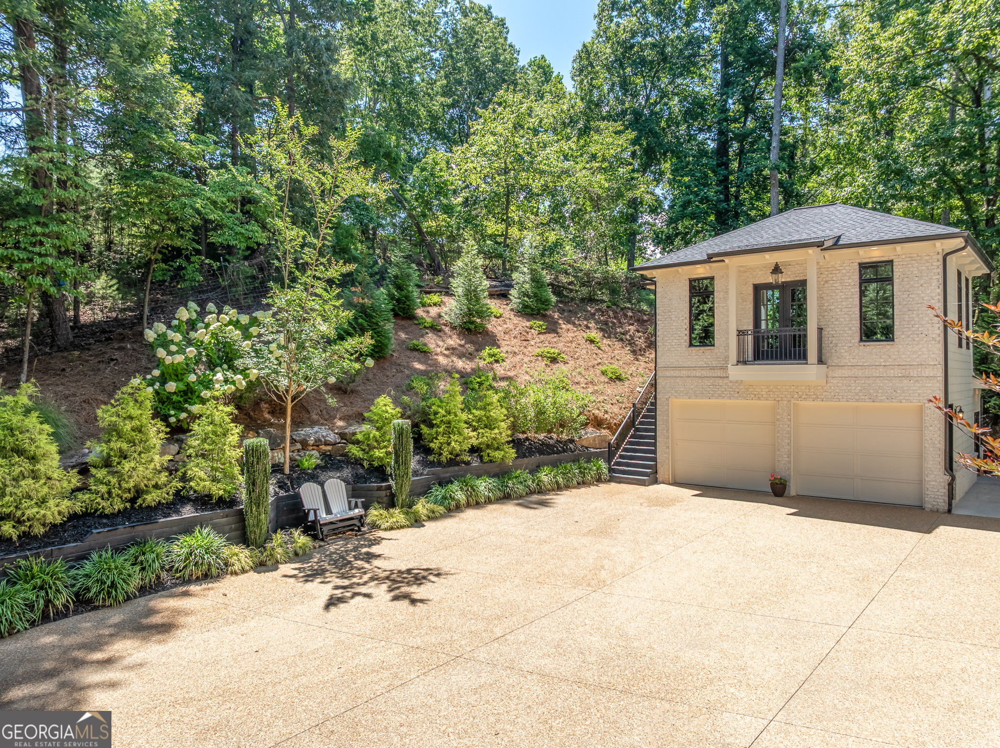 4945 Bay CT