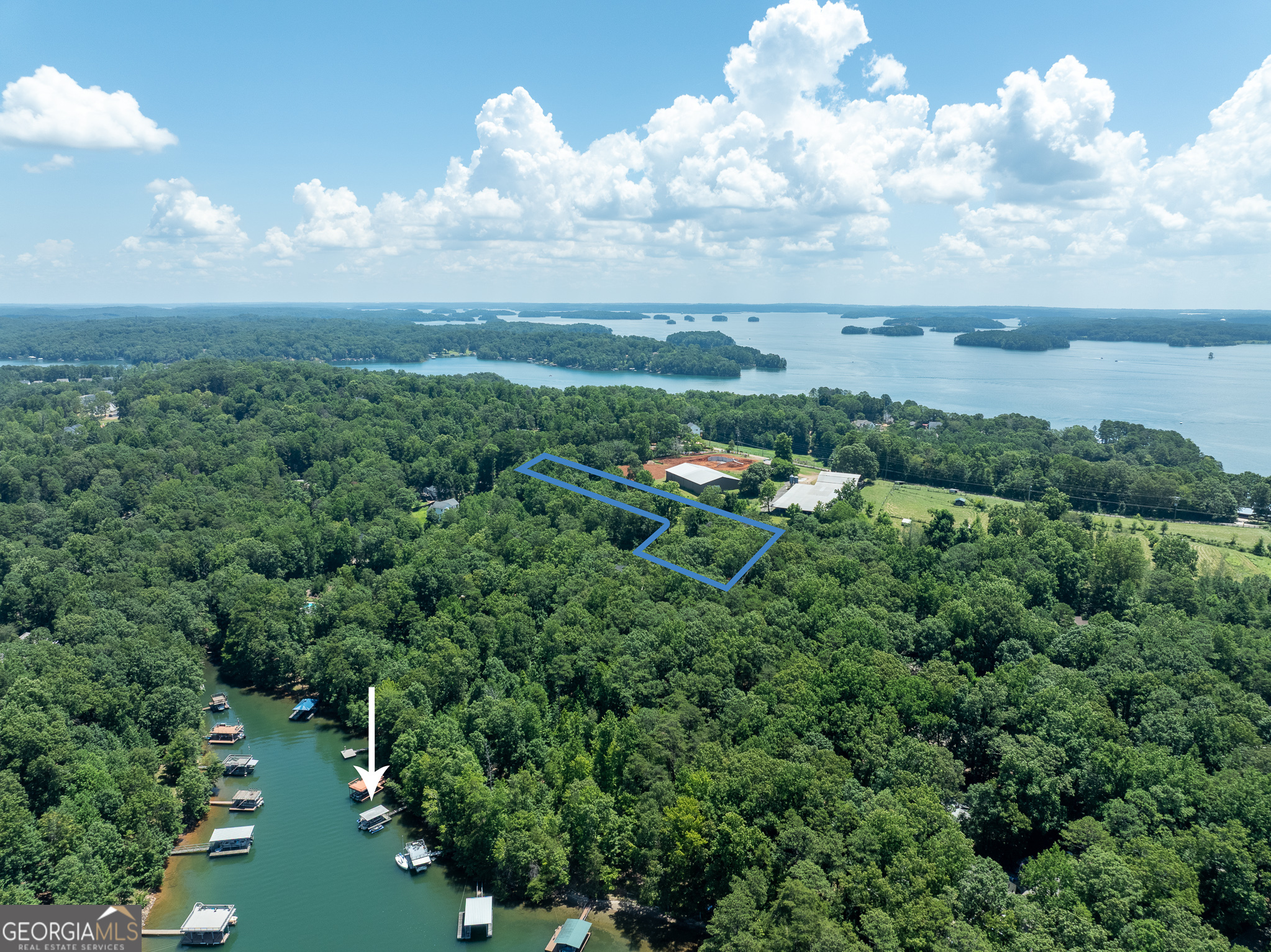 4945 Bay CT