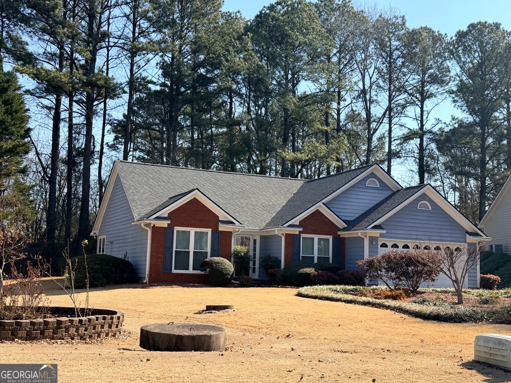 Photo of 1585 Glen Rose Court, Lawrenceville, GA 30043 (MLS # 10726566)