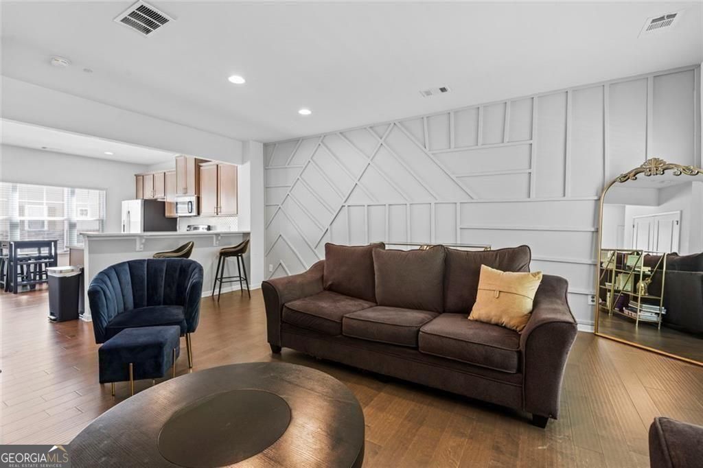 Photo of 899 Society Circle, Atlanta, GA 30331 (MLS # 10734270)