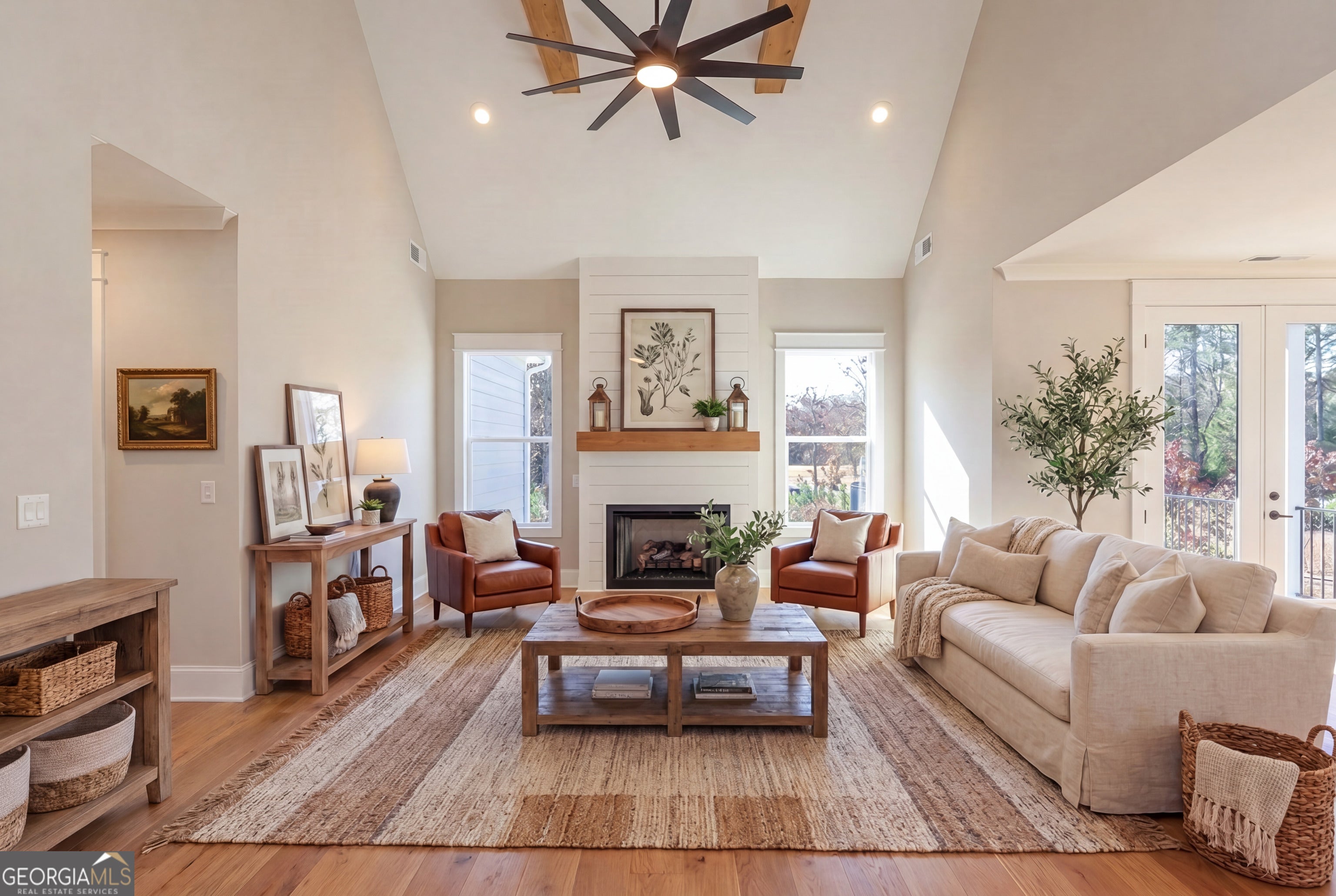 806 Magnolia WALK
