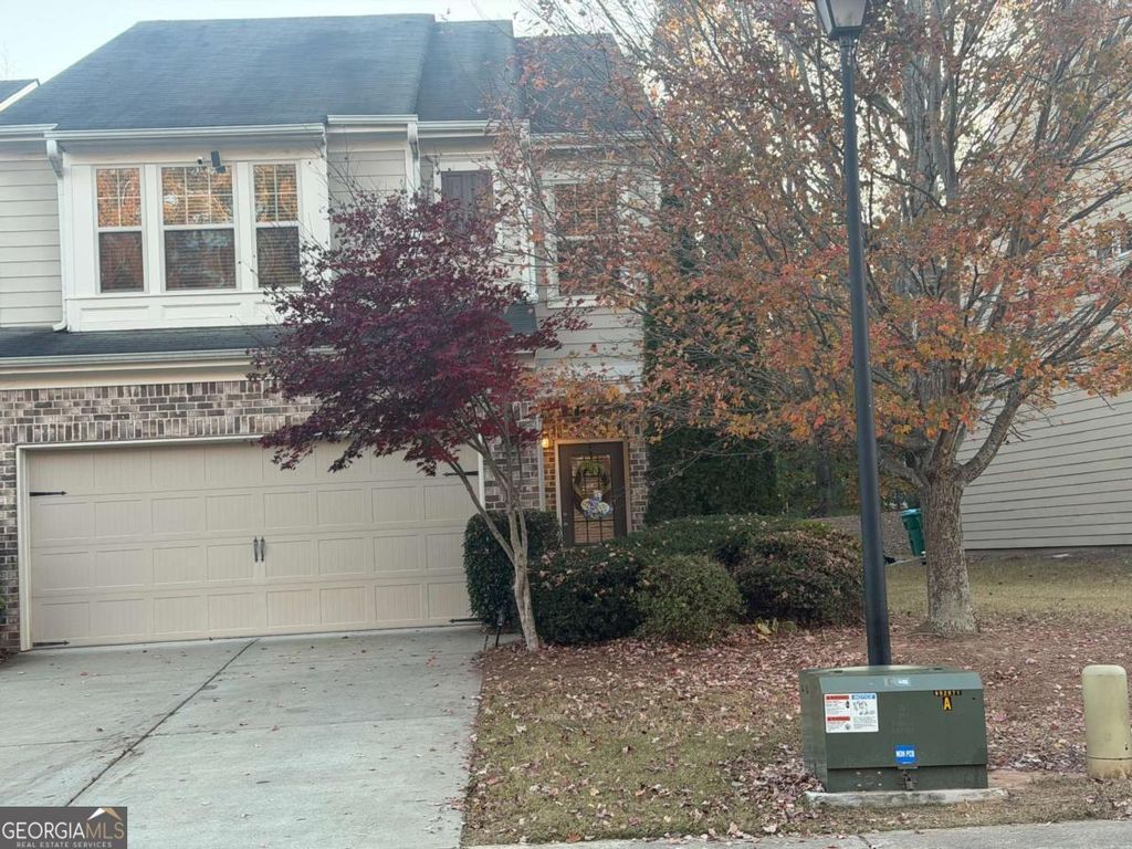 Photo of 6210 Crested Moss Drive, Alpharetta, GA 30004 (MLS # 10672658)