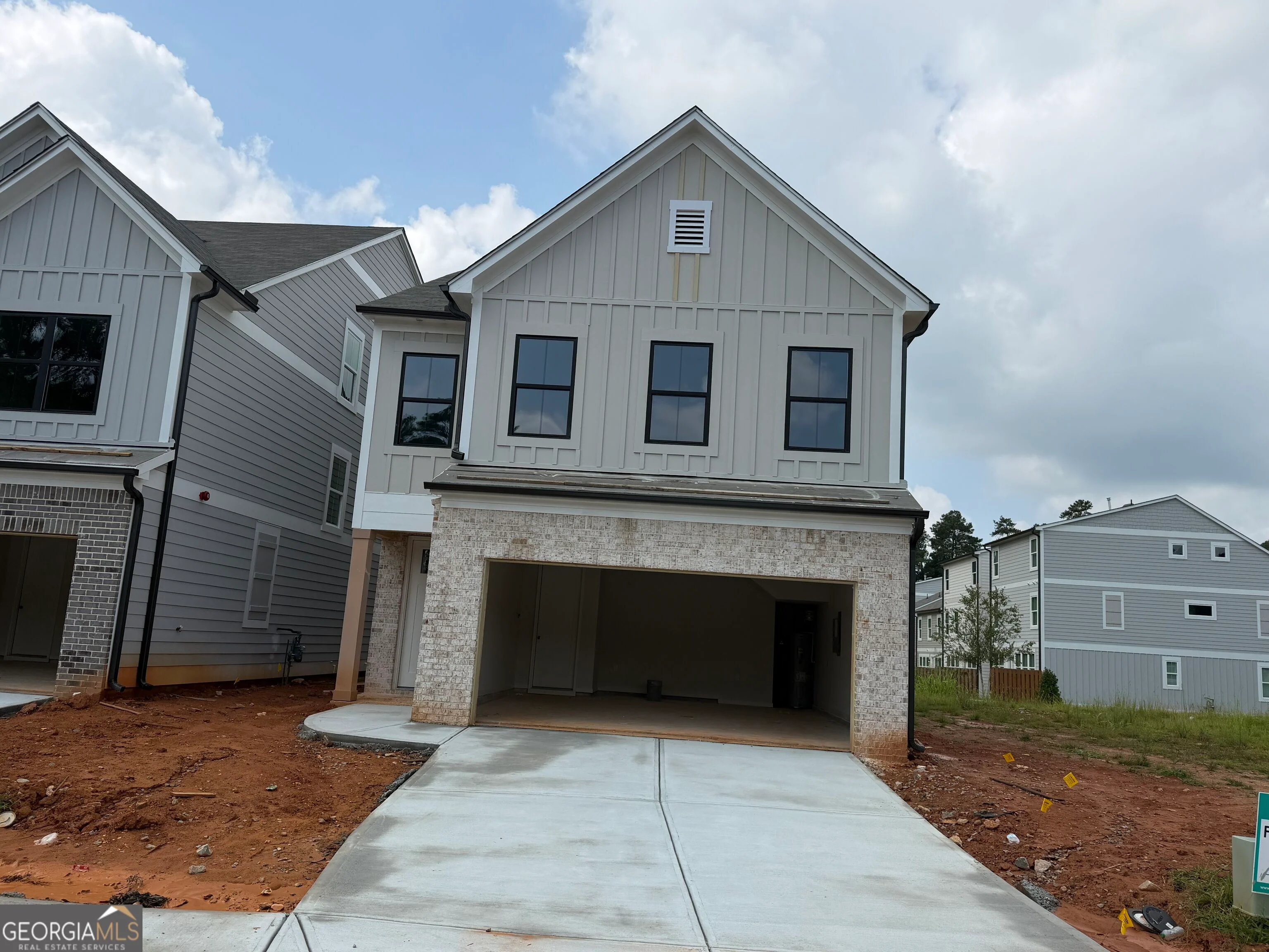 1712 Crestland Place