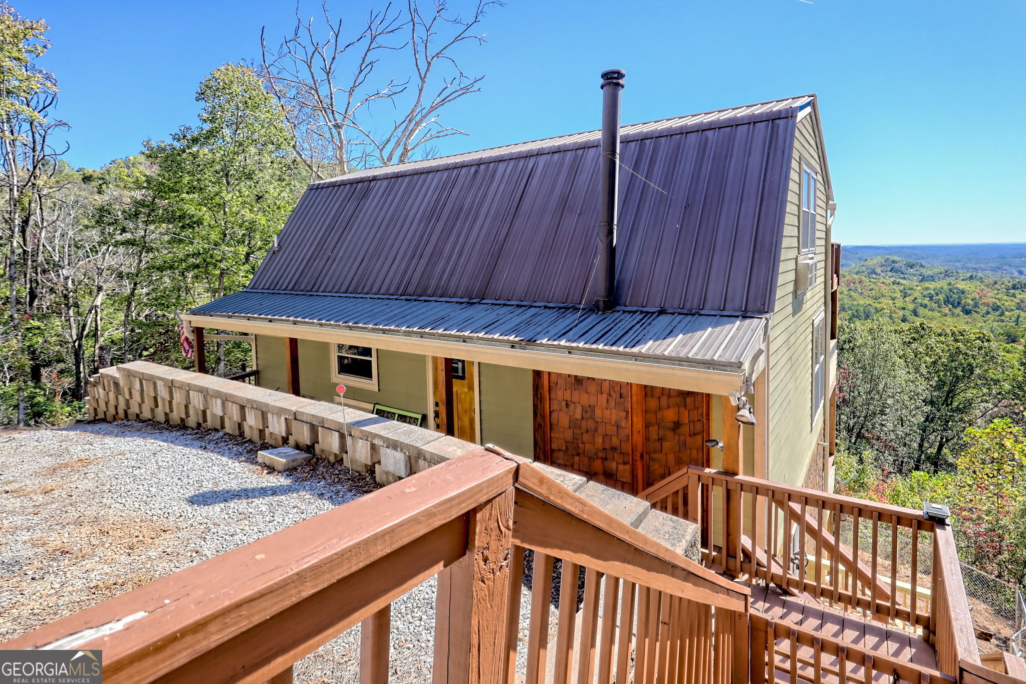 Clayton, Georgia 30525, United States, 2 Bedrooms Bedrooms, ,3 BathroomsBathrooms,Residential,Active,227941