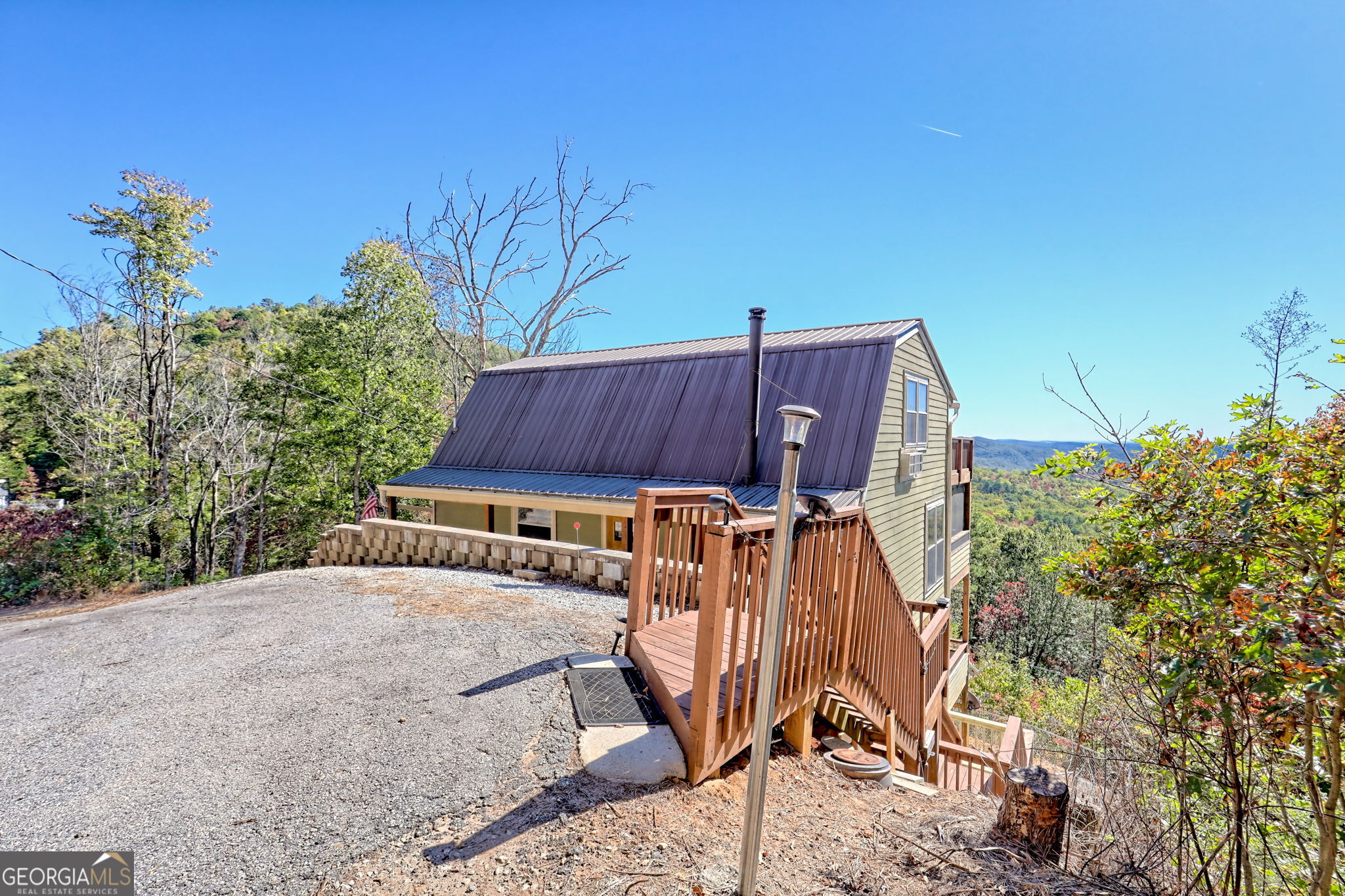 Clayton, Georgia 30525, United States, 2 Bedrooms Bedrooms, ,3 BathroomsBathrooms,Residential,Active,227941