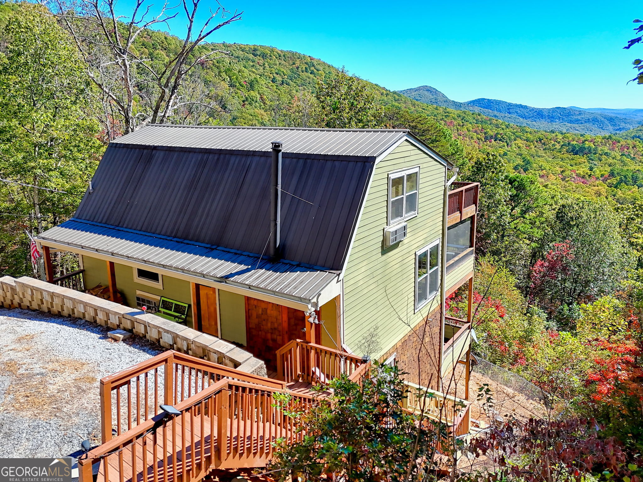 Clayton, Georgia 30525, United States, 2 Bedrooms Bedrooms, ,3 BathroomsBathrooms,Residential,Active,227941