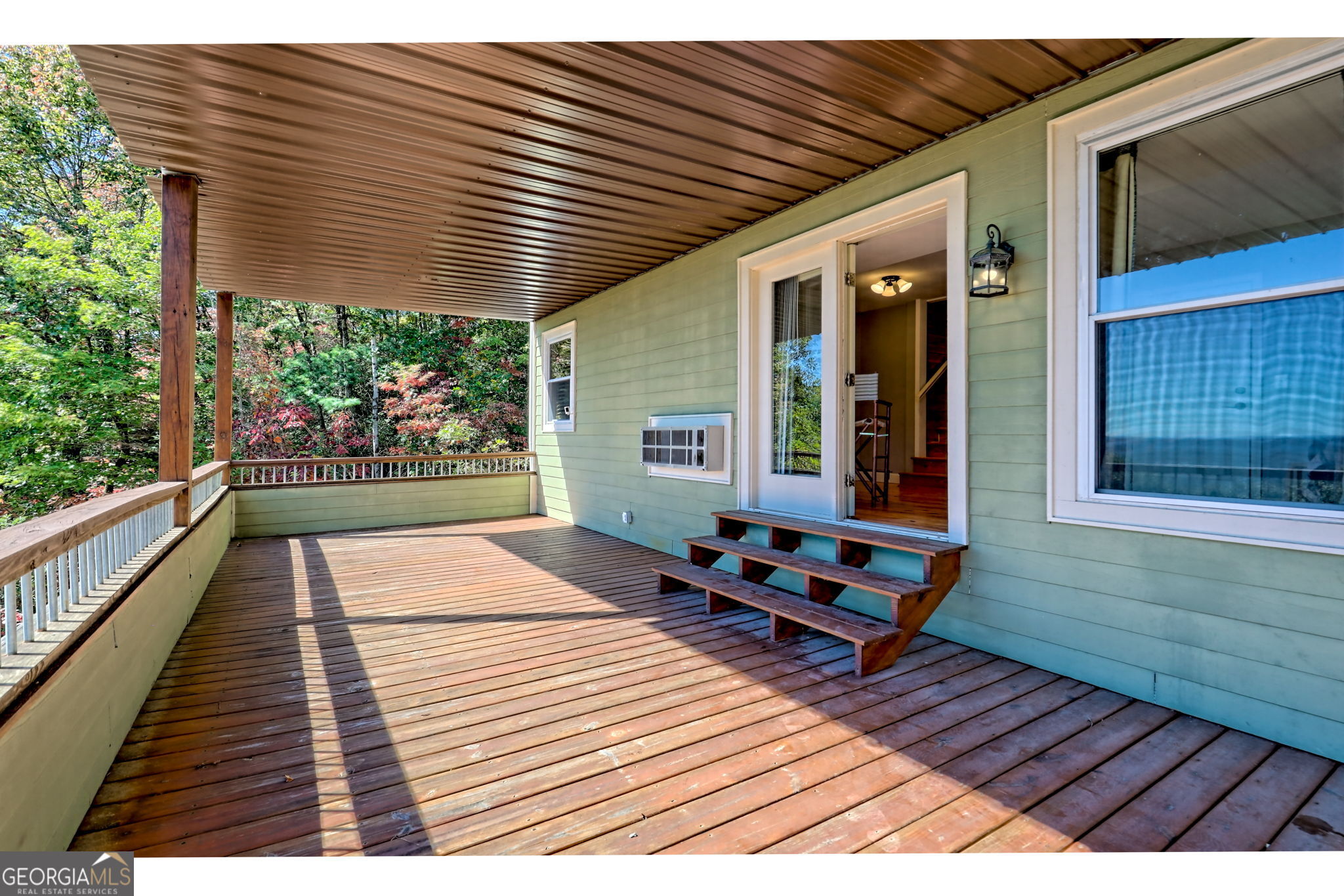 Clayton, Georgia 30525, United States, 2 Bedrooms Bedrooms, ,3 BathroomsBathrooms,Residential,Active,227941