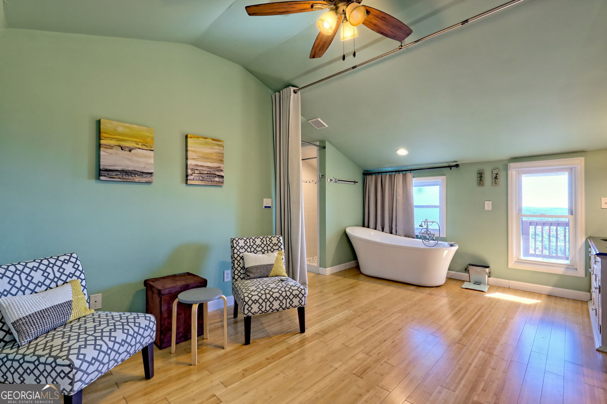 Clayton, Georgia 30525, United States, 2 Bedrooms Bedrooms, ,3 BathroomsBathrooms,Residential,Active,227941