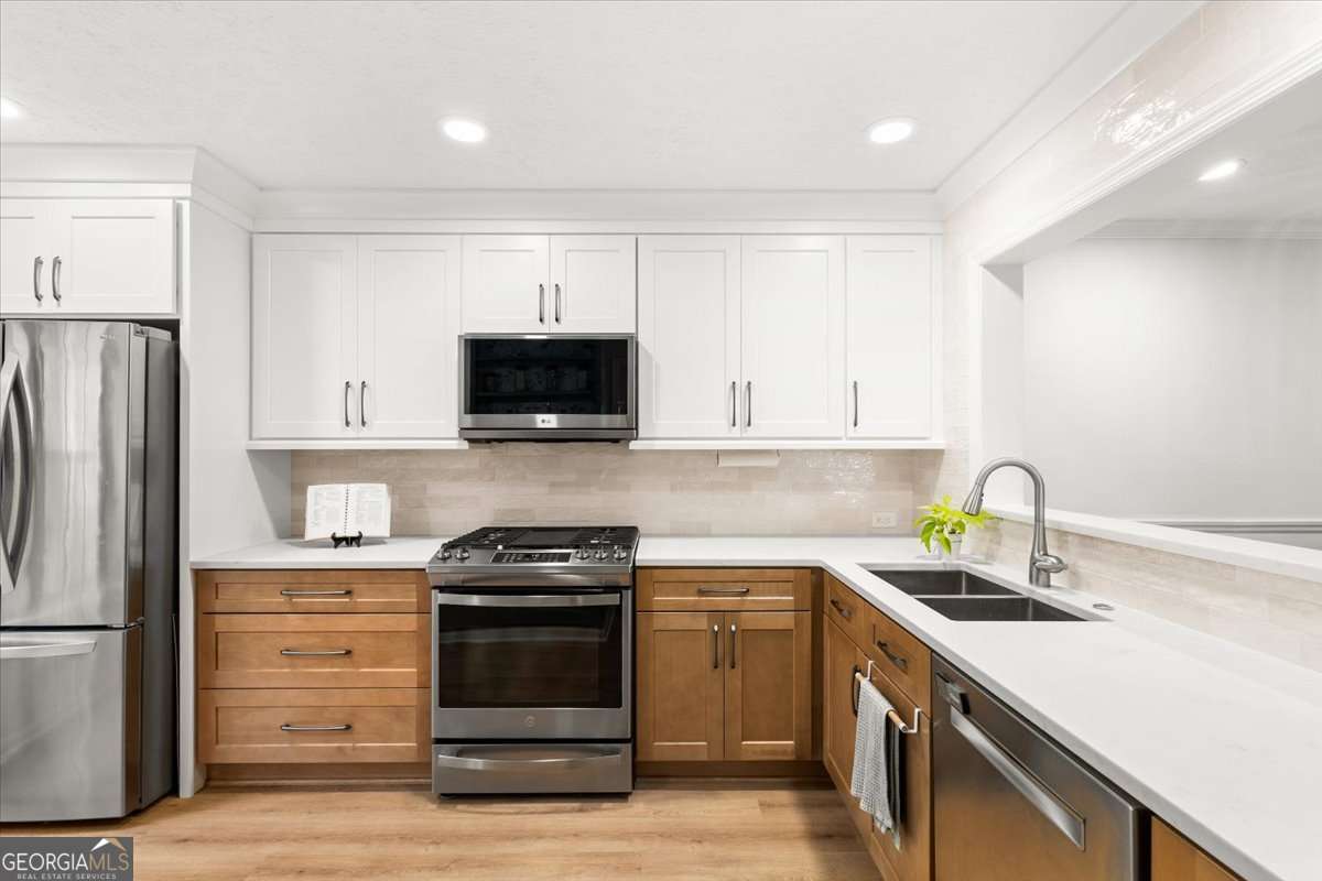 1359 N Crossing DR NE