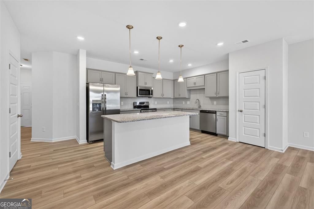 328 Caroline PL 91