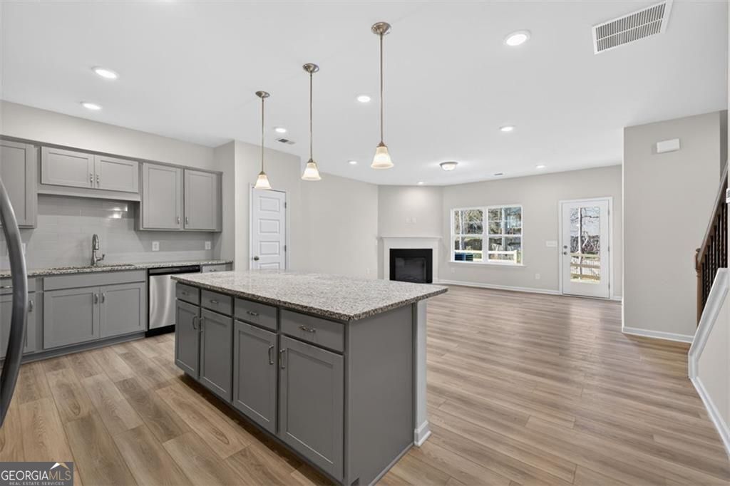 328 Caroline PL 91