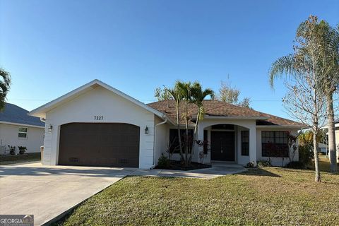 7227 N Plum Tree Punta Gorda FL 33955