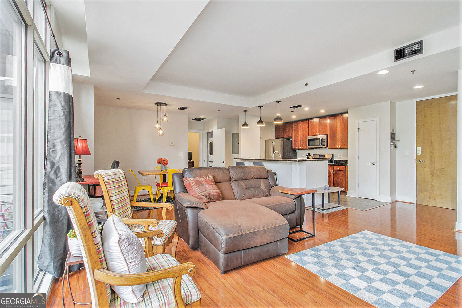 171 Auburn AVE NE 521