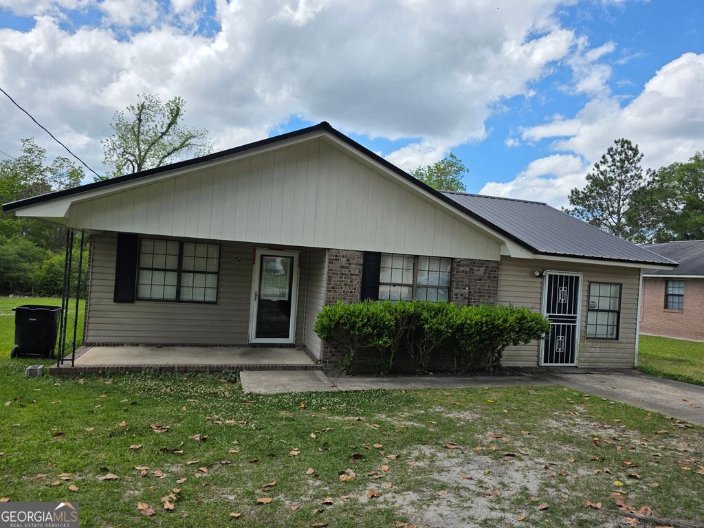 Photo of 1513 Wynn Avenue, Douglas, GA 31533 (MLS # 10736587)