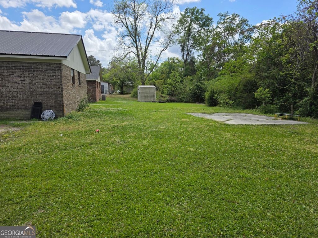 Photo of 1513 Wynn Avenue, Douglas, GA 31533 (MLS # 10736587)