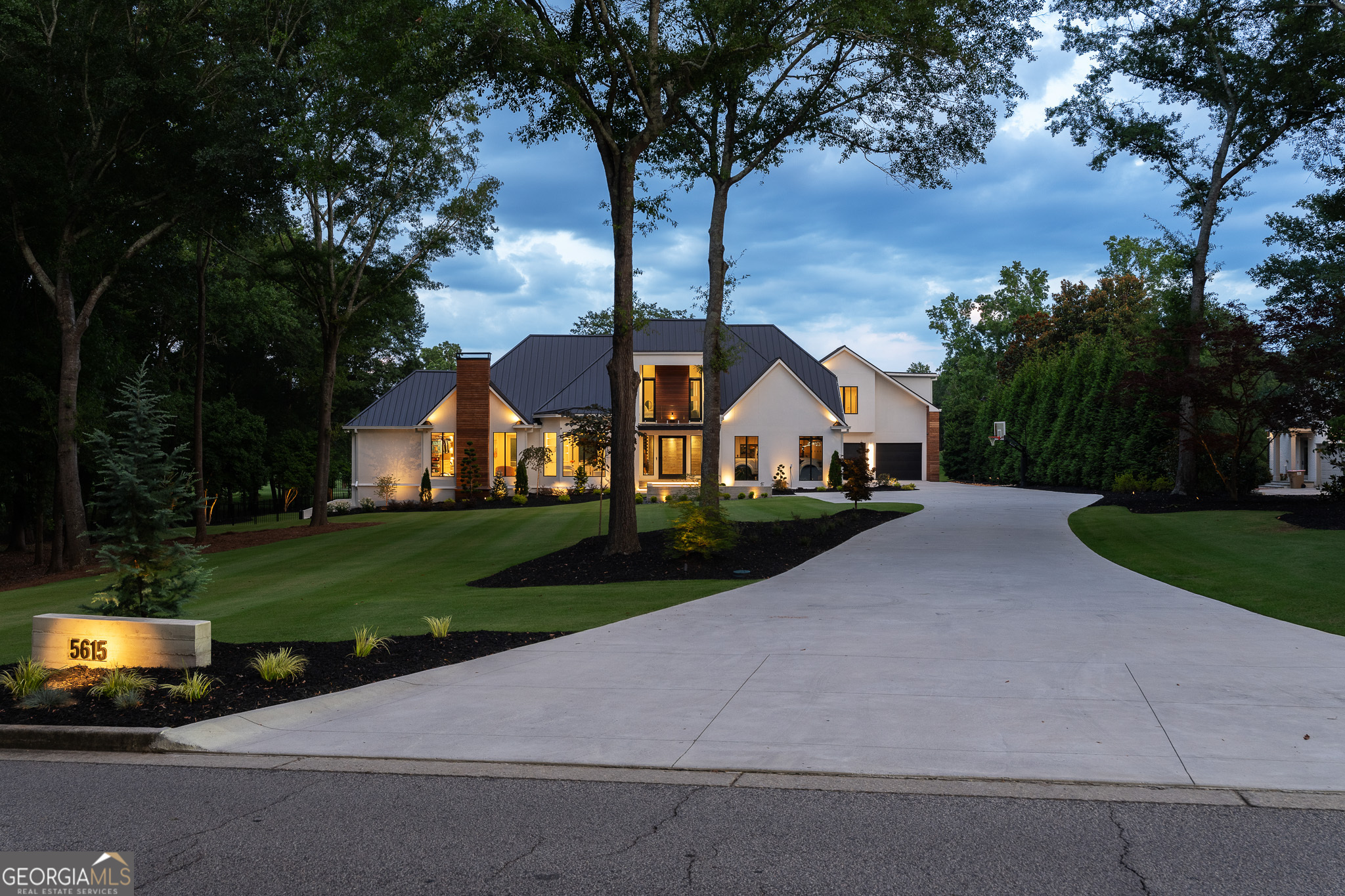 5615 Golf Club DR
