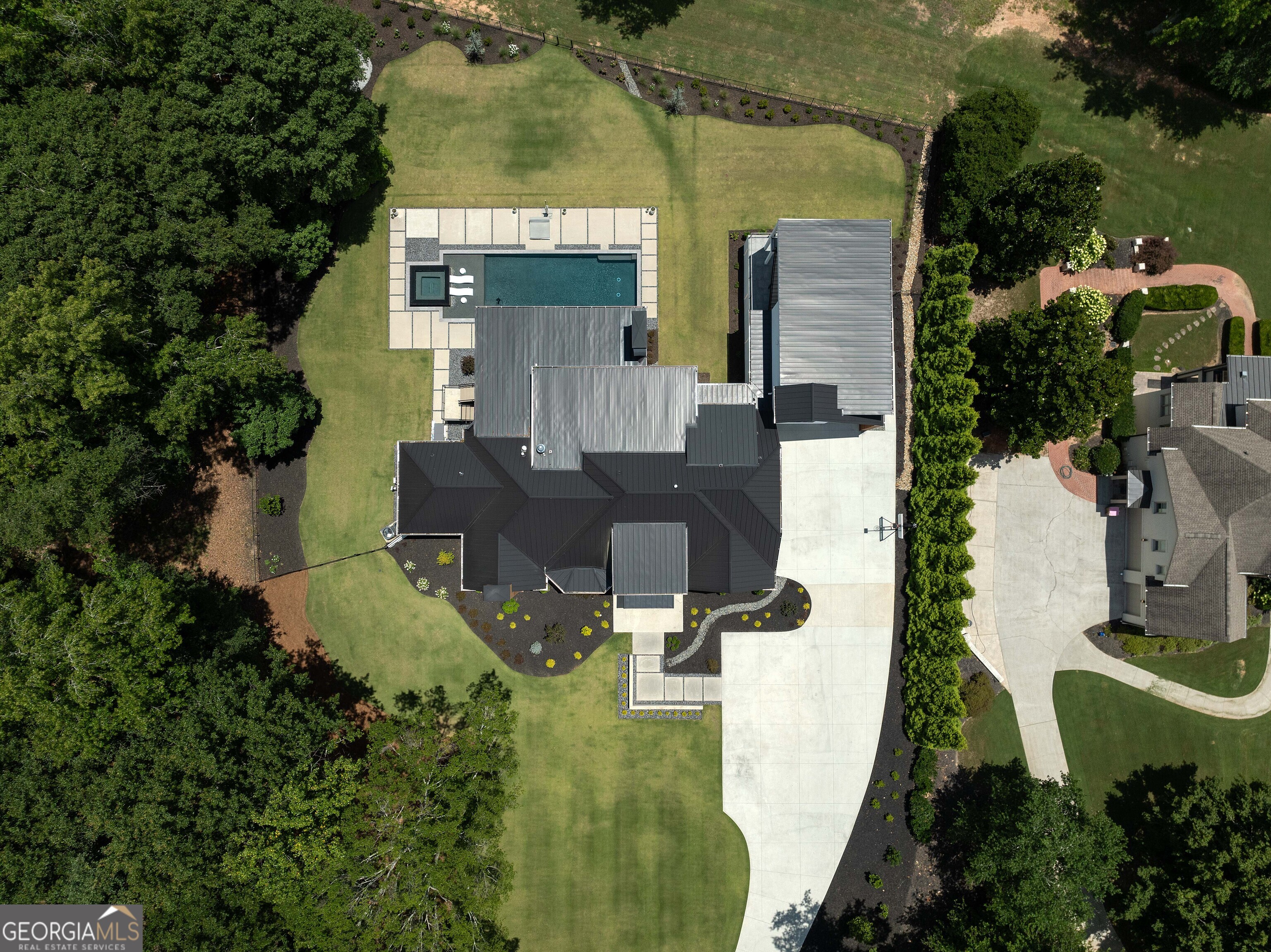 5615 Golf Club DR