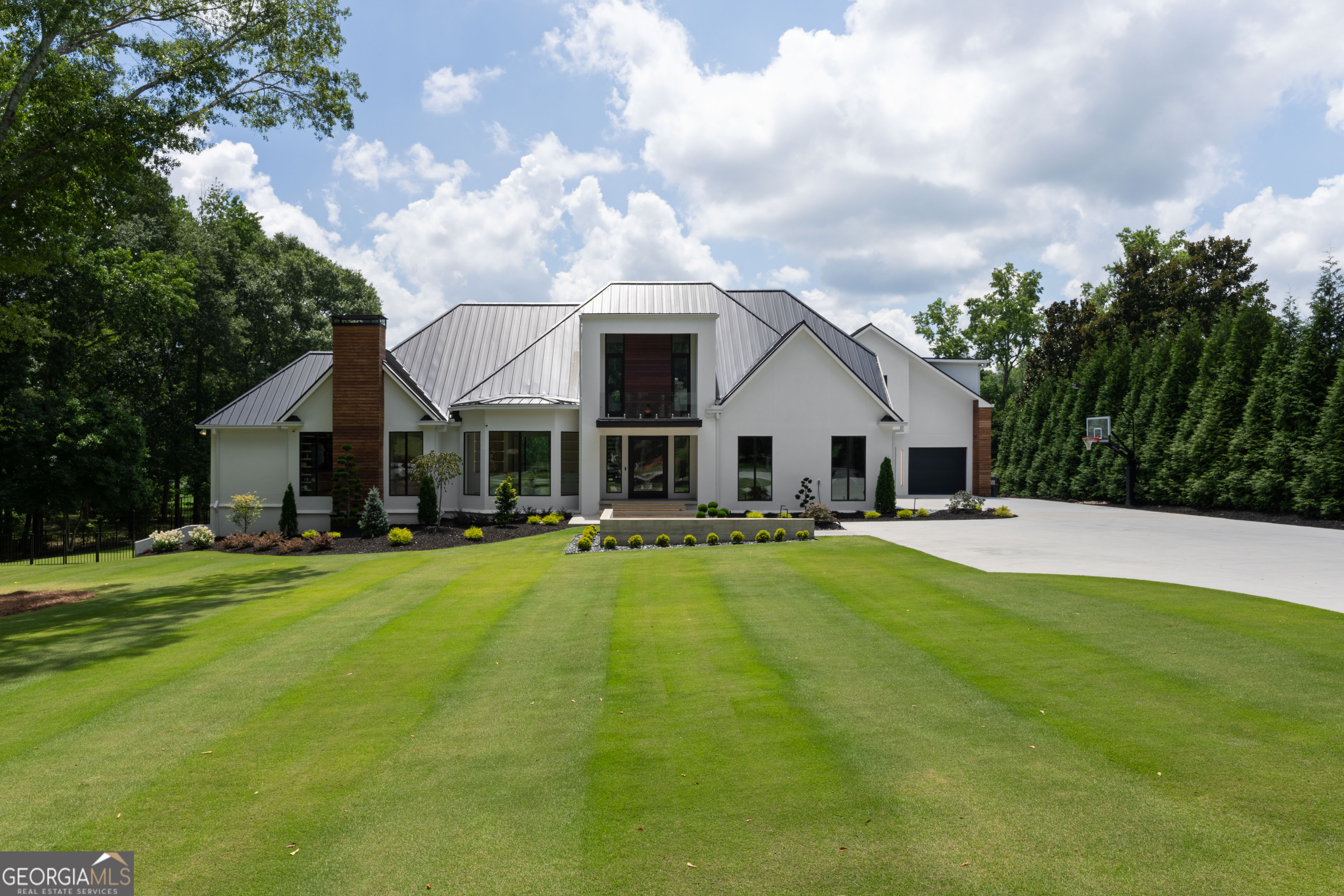 5615 Golf Club DR