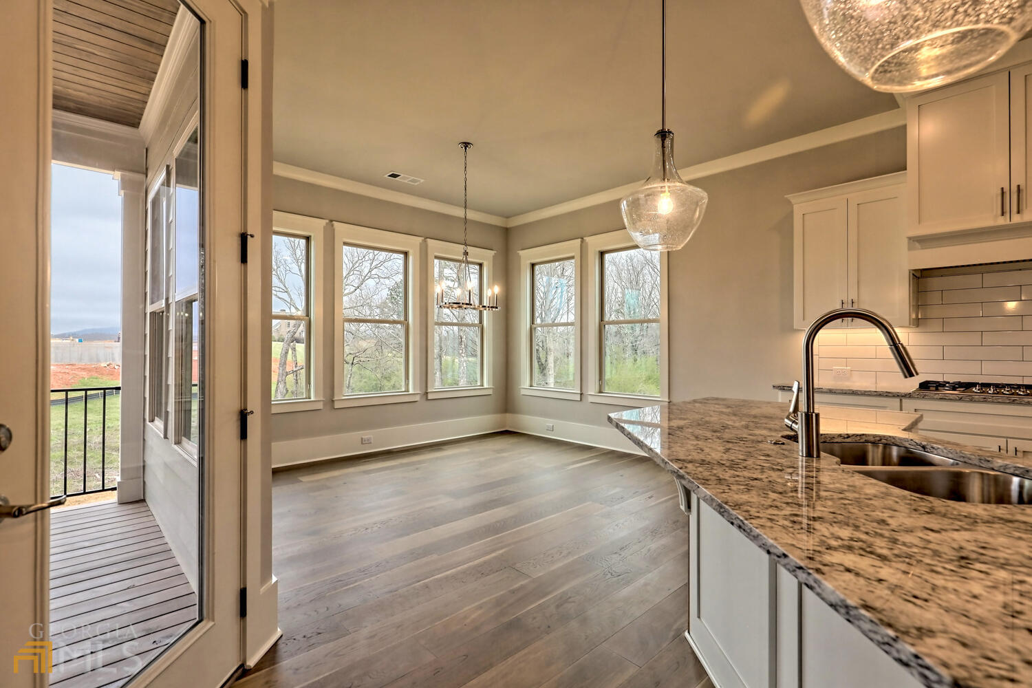 Clarkesville, Georgia 30523, United States, 4 Bedrooms Bedrooms, ,5 BathroomsBathrooms,Residential,Active,61623