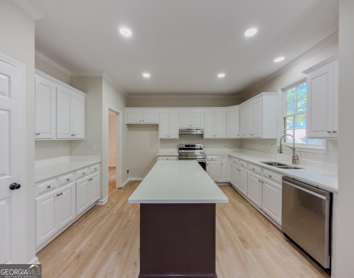 2320 Deerfield Chase