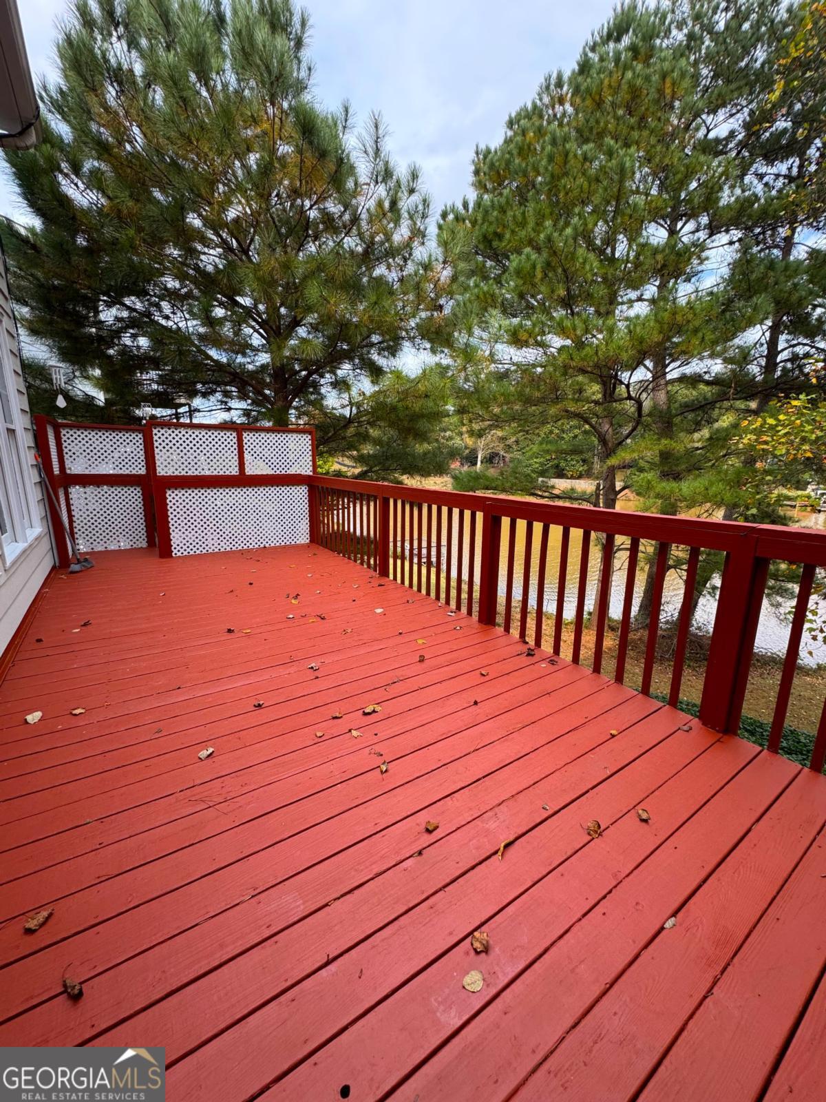 2265 Wildwood Lake DR