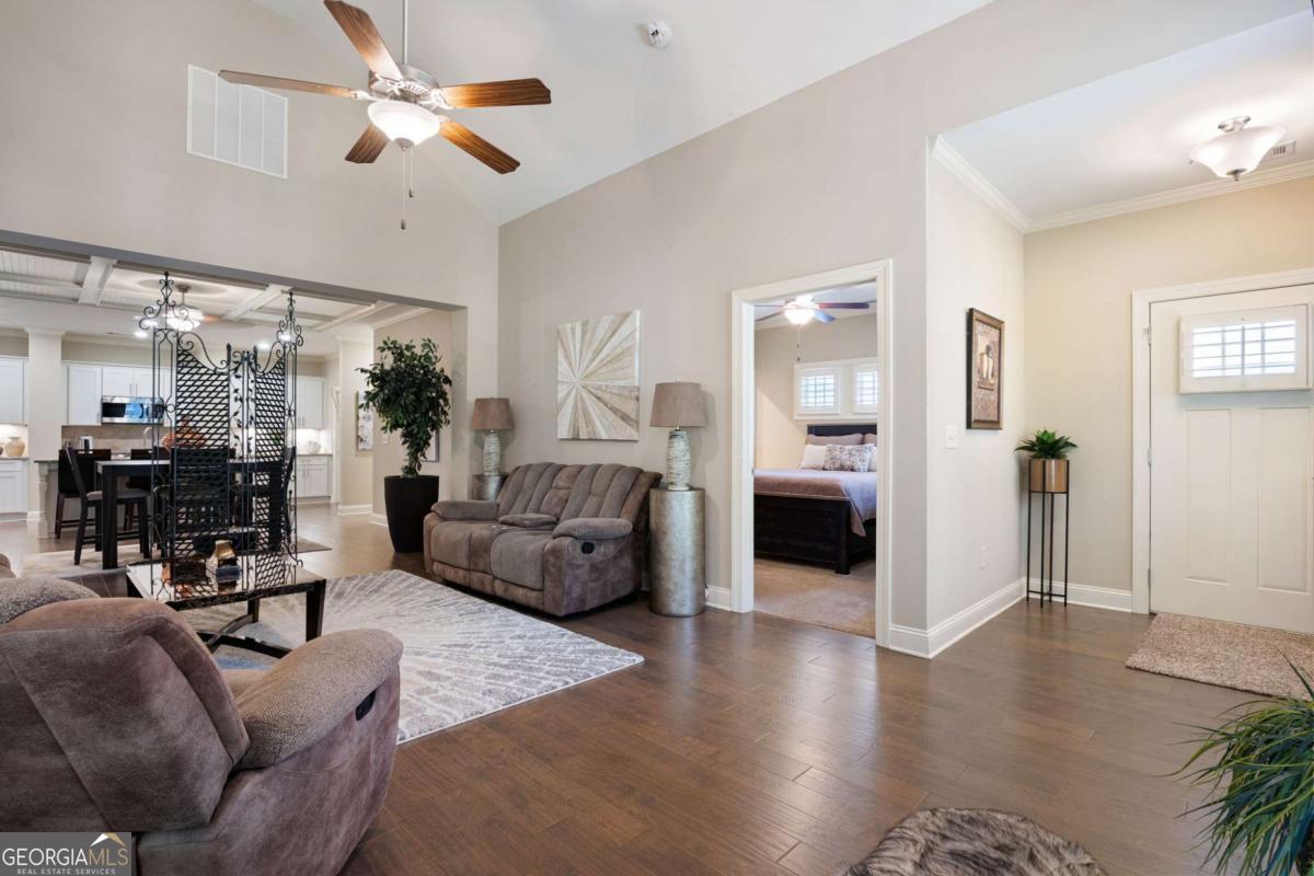 84 Cedarcrest Village LN