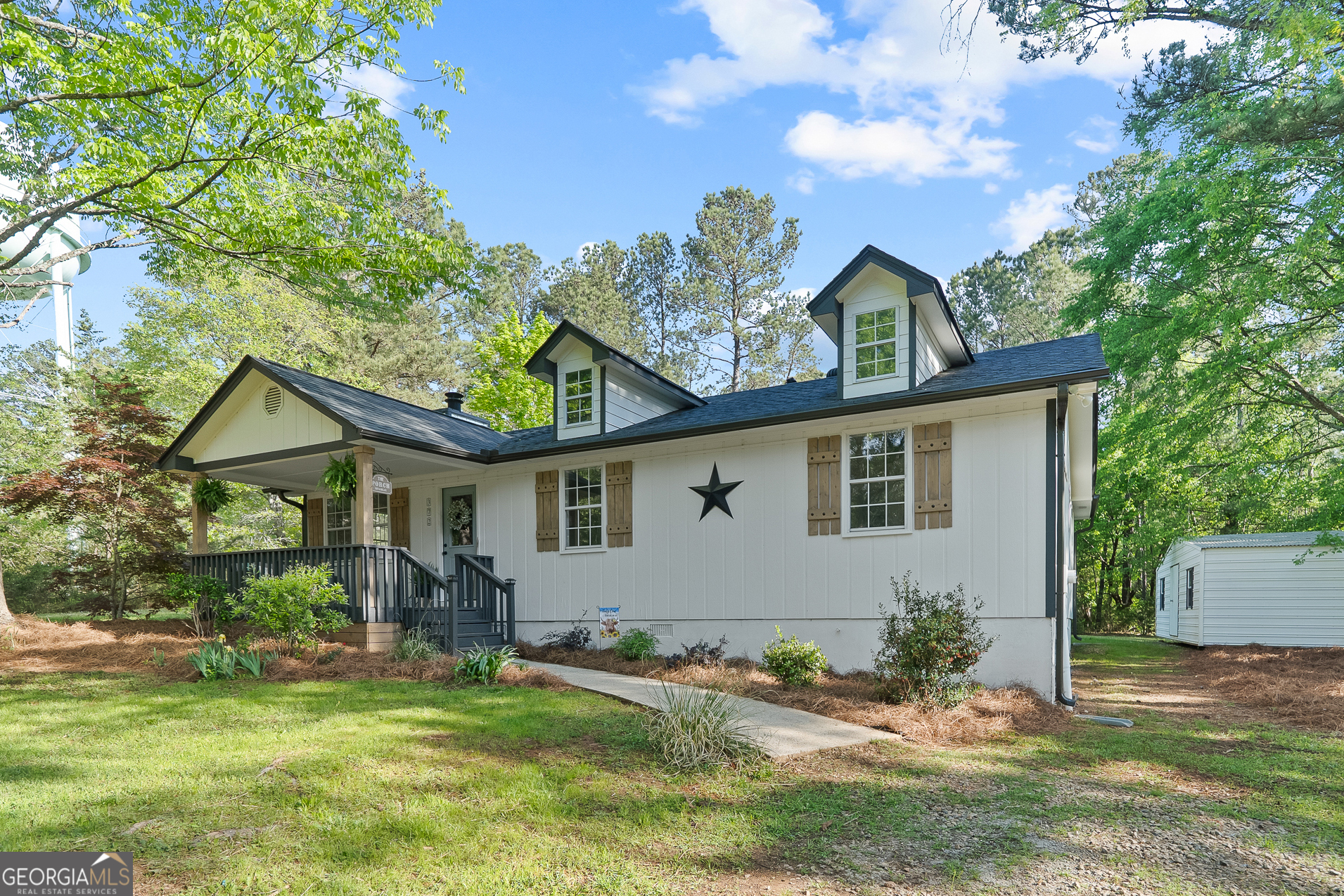 372 Waxwing DR