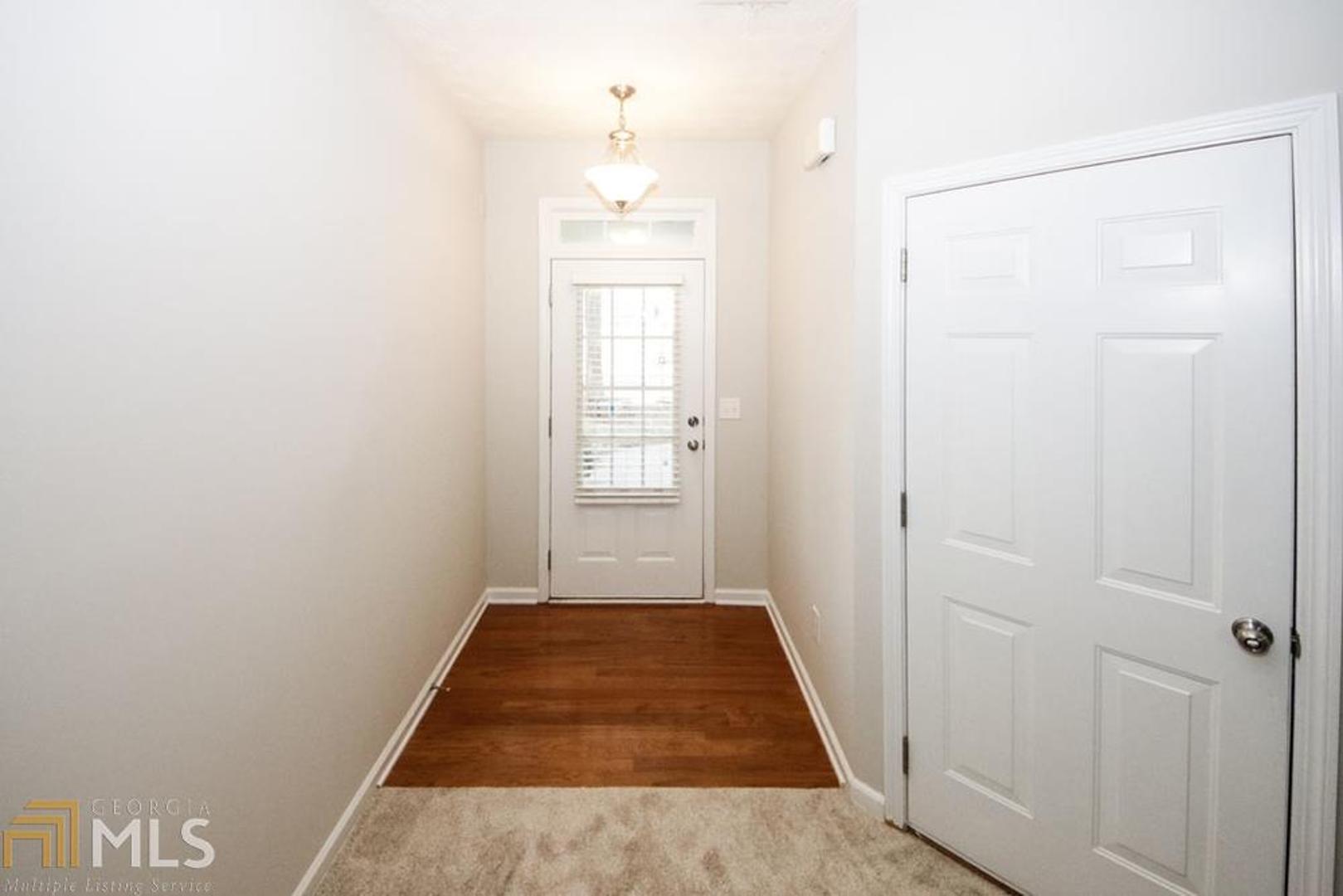 Prominence Point - Residential