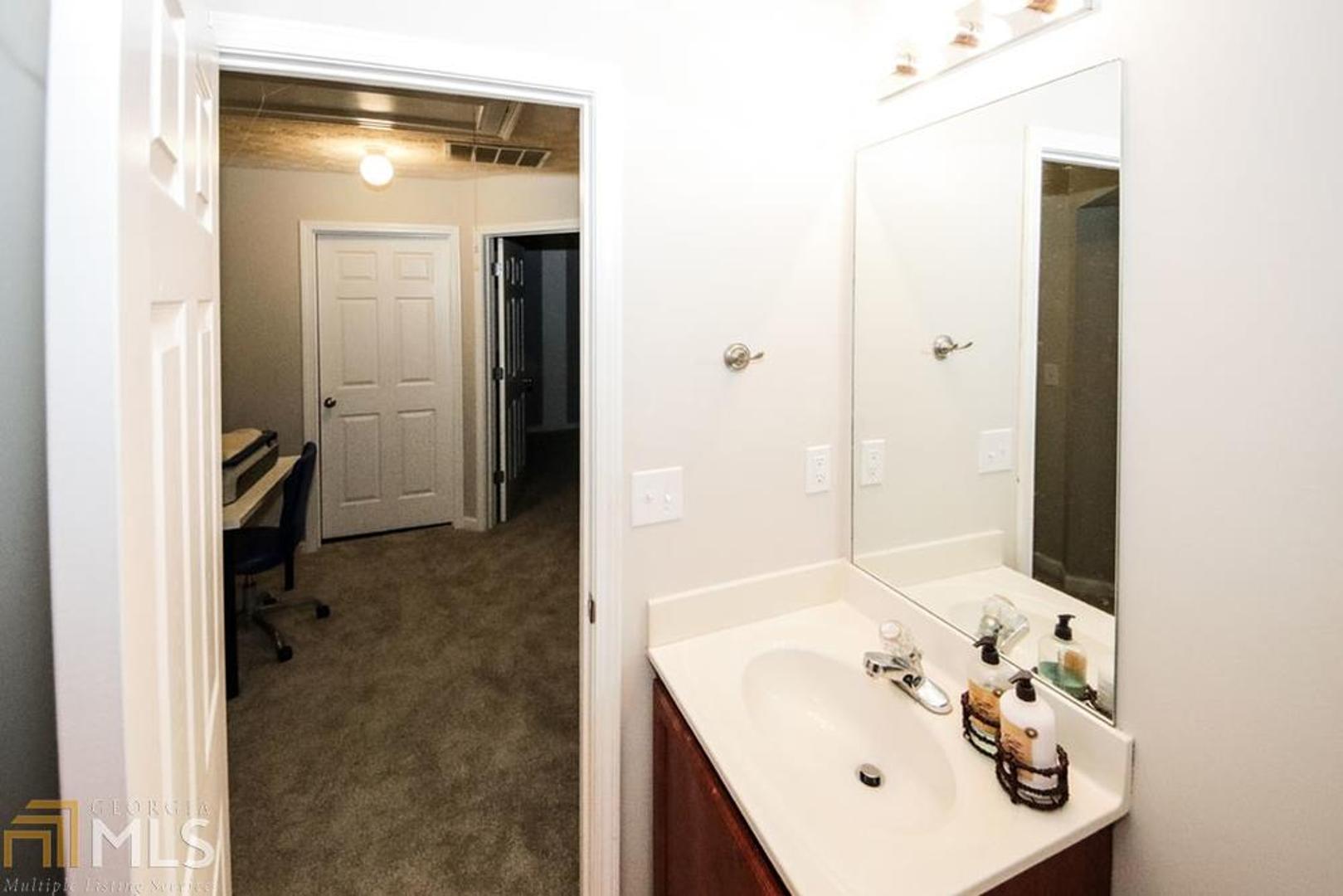 Prominence Point - Residential