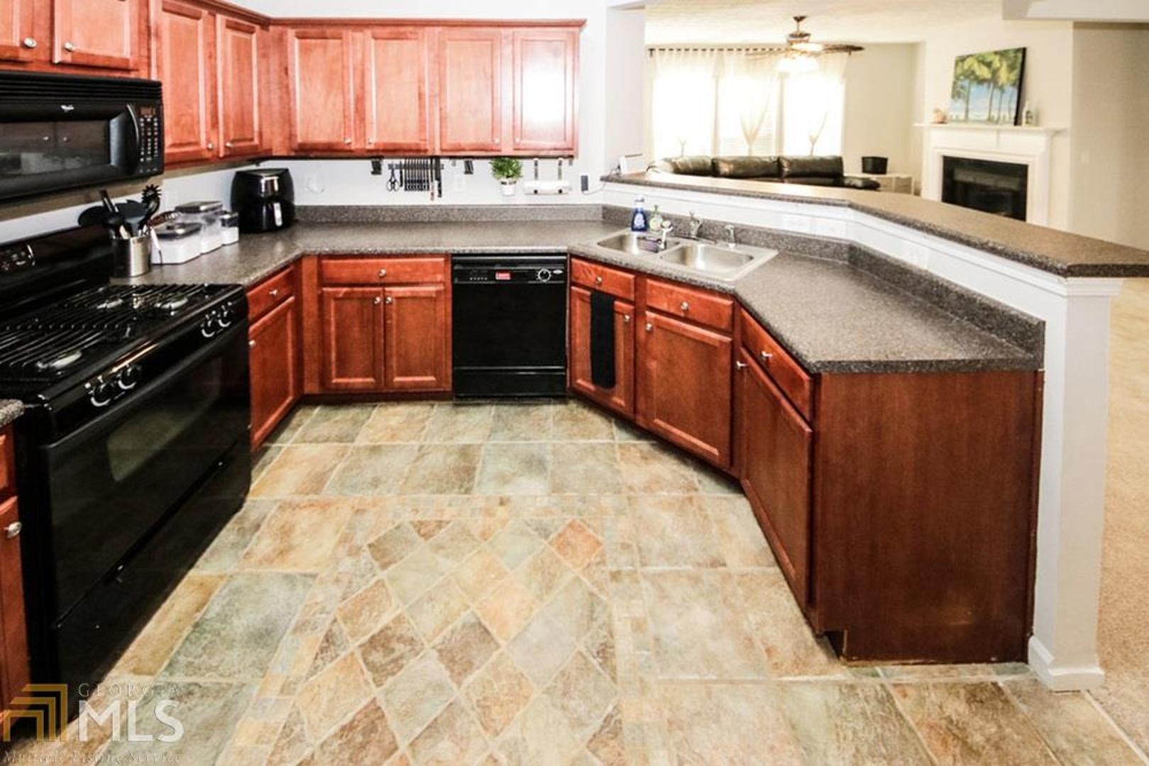 Prominence Point - Residential