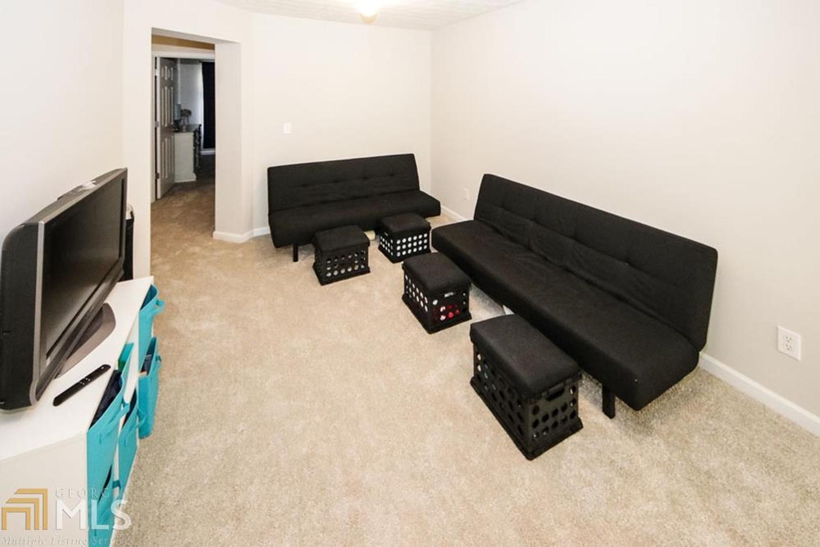 Prominence Point - Residential