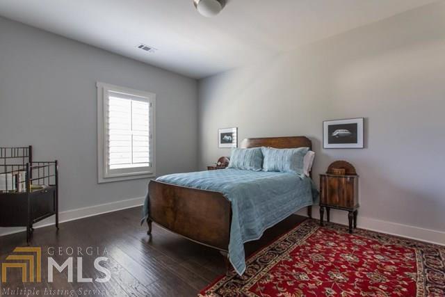 East Avenue Cottages - Residential