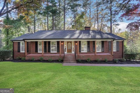 Photo of 681 Hampton Place SW, Marietta, GA 30064 (MLS # 10639594)