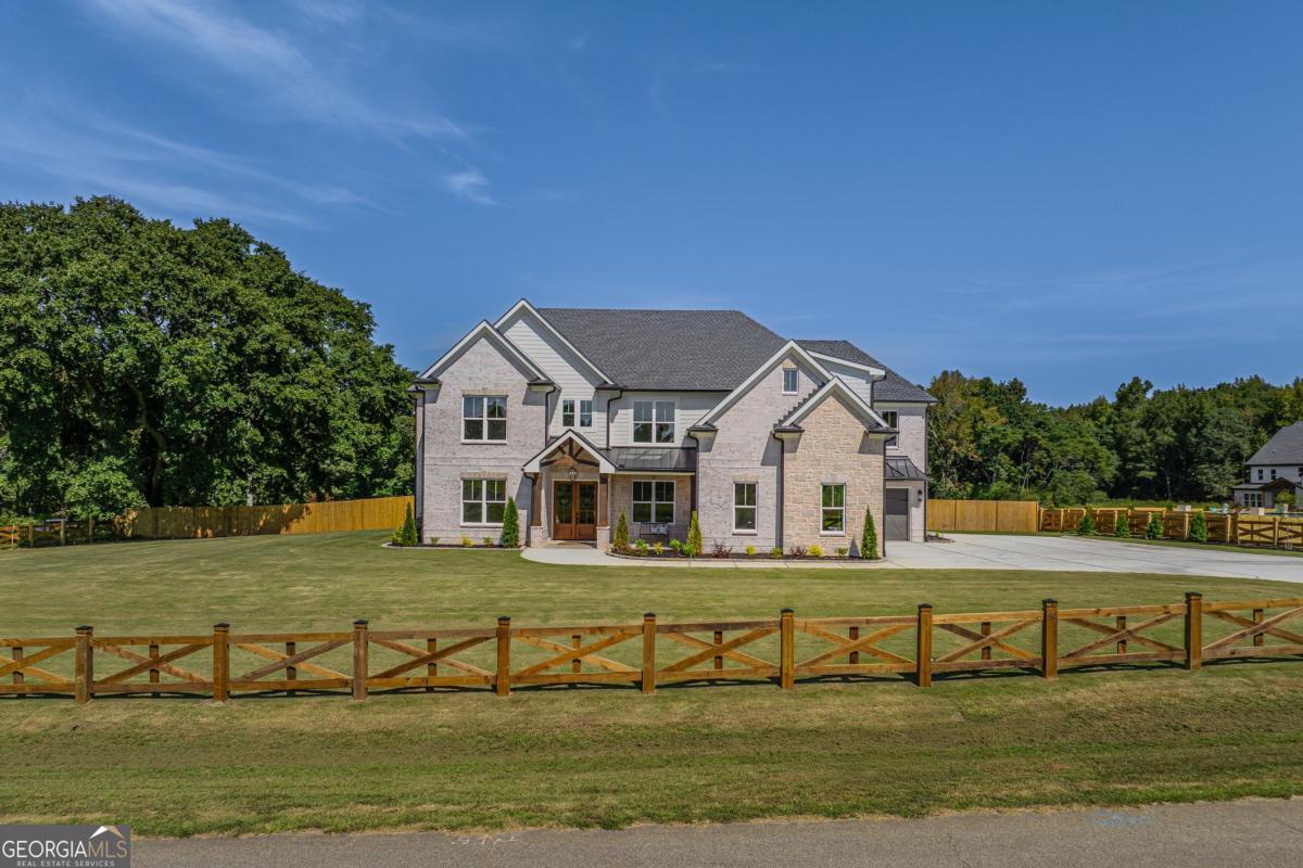 3255 Hall RD