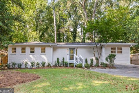 Photo of 1942 Vance Drive NE, Atlanta, GA 30345 (MLS # 10599449)