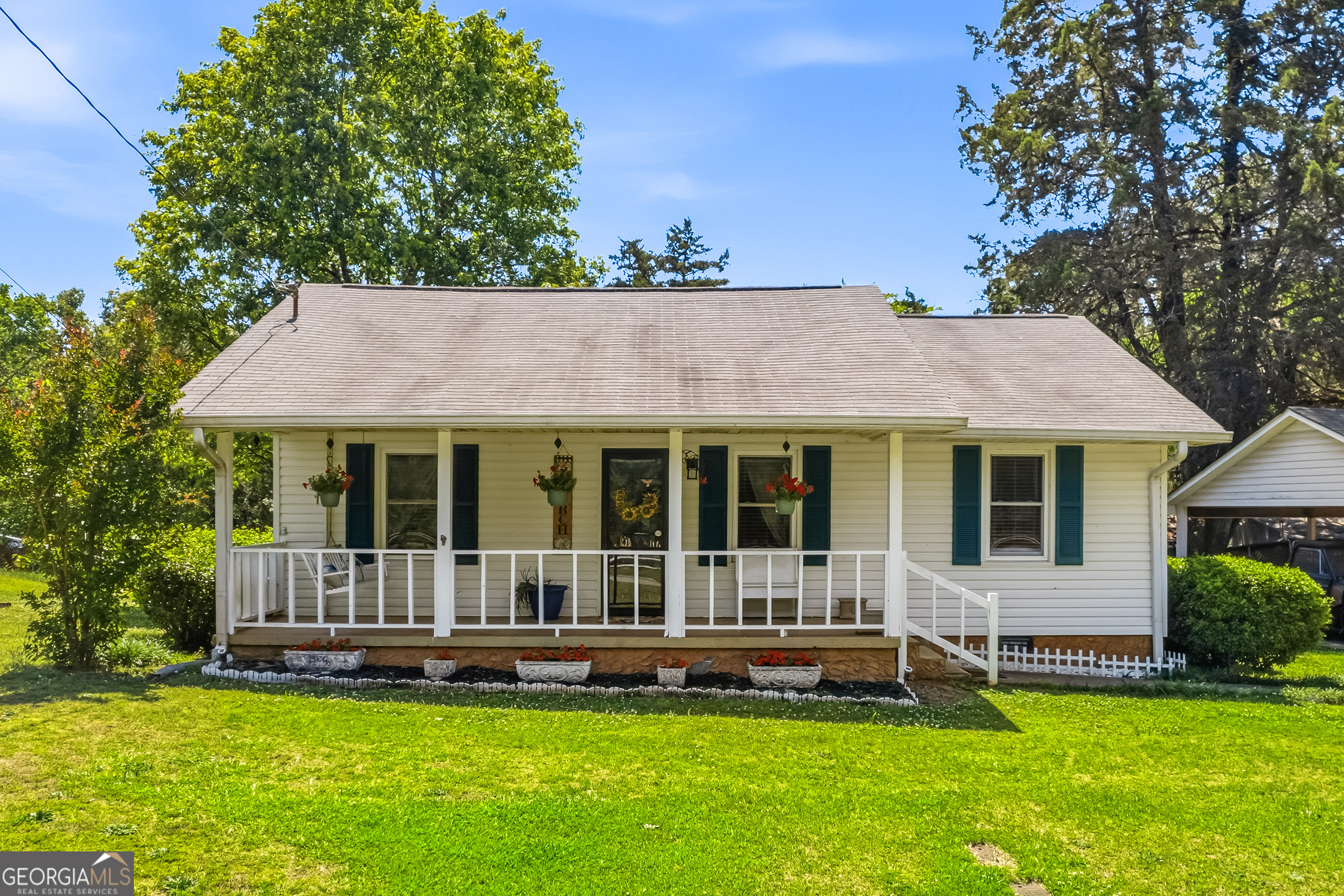 1731 Burnett Ferry RD SW