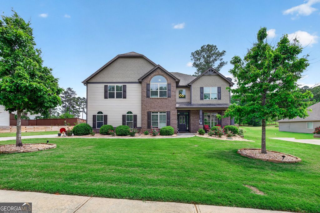 Photo of 270 Darien Drive, Senoia, GA 30276 (MLS # 10763286)