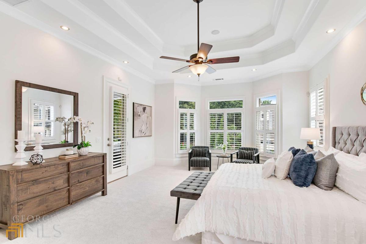 Windsor Bluff - Residential