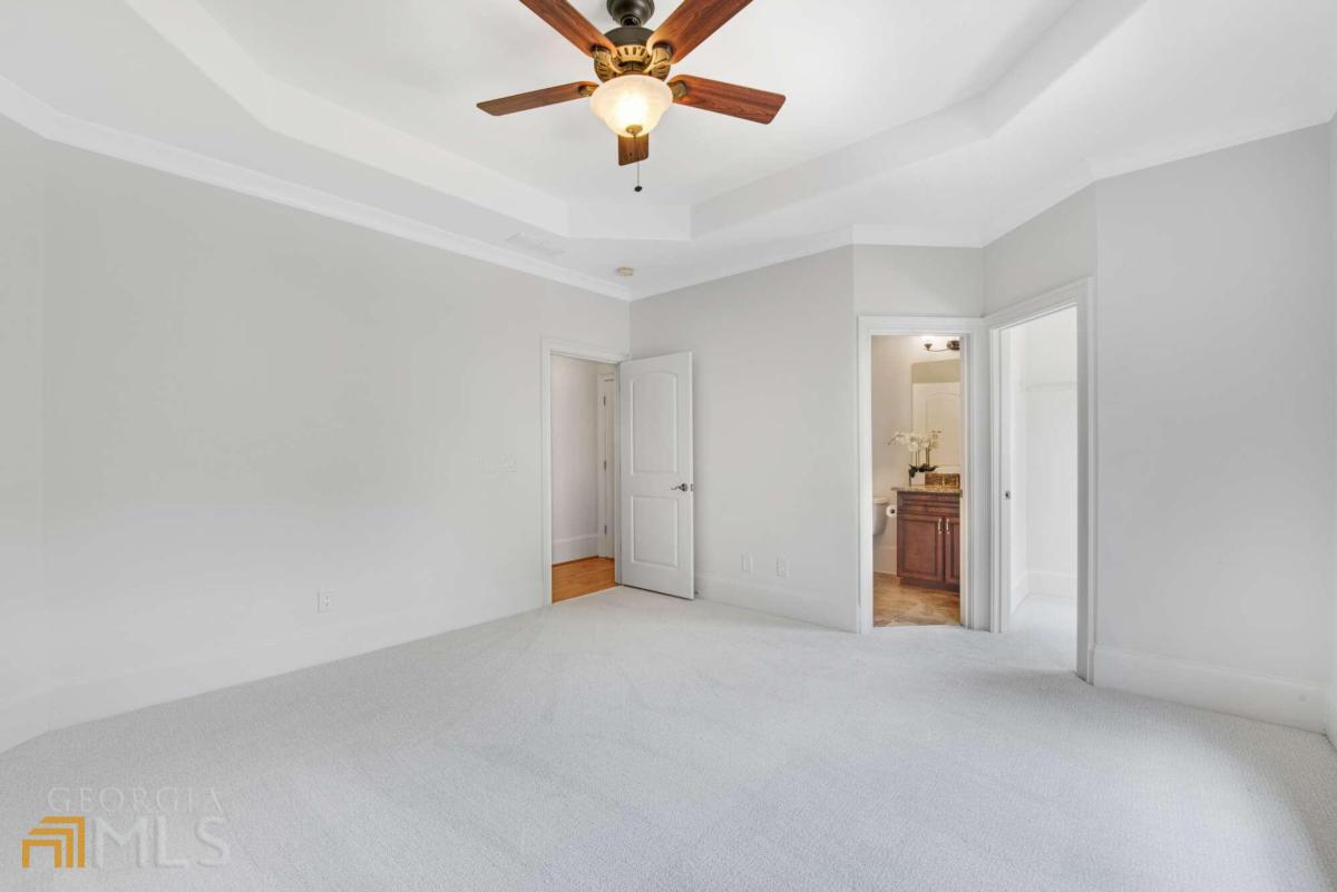 Windsor Bluff - Residential