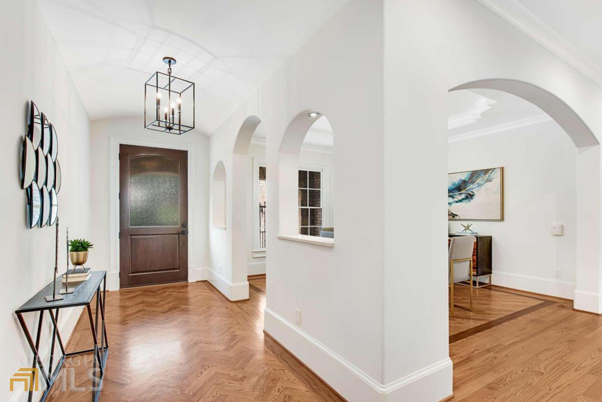 Windsor Bluff - Residential
