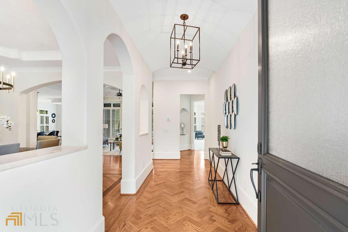 Windsor Bluff - Residential