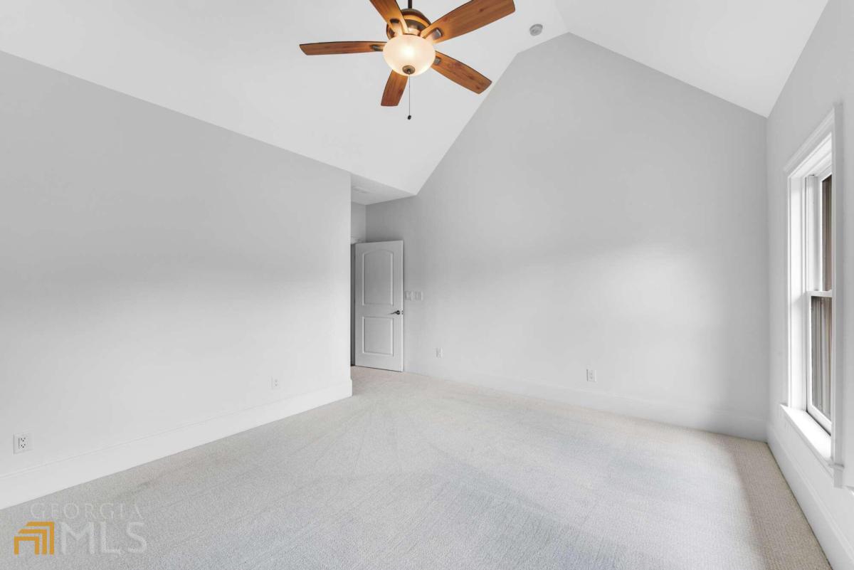 Windsor Bluff - Residential