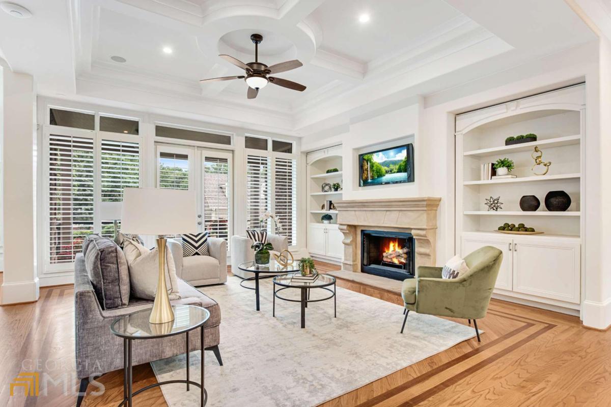 Windsor Bluff - Residential