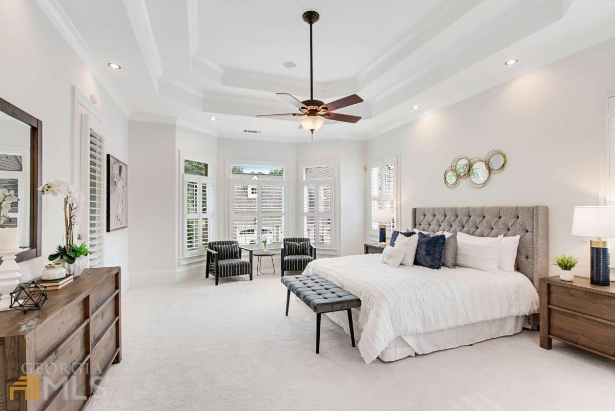 Windsor Bluff - Residential