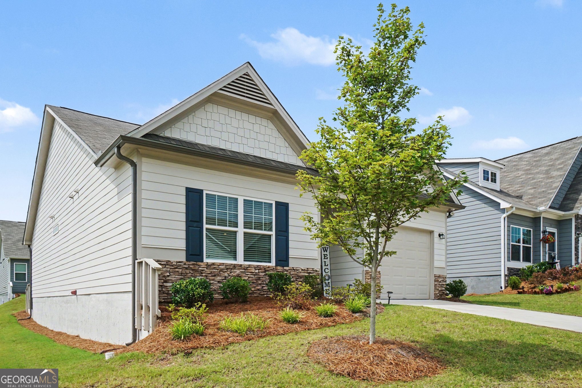 7 Rosebud LN